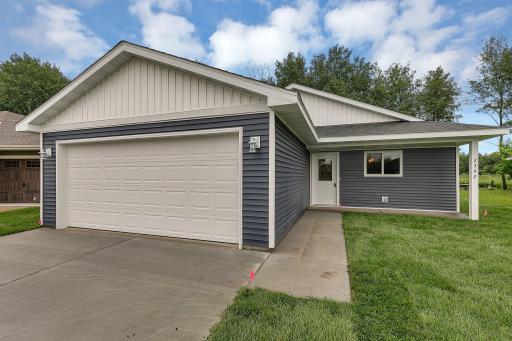 1025 3rd Avenue NE, Milaca, MN 56353