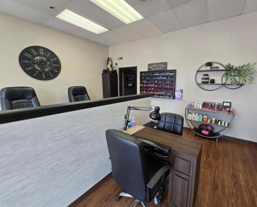 223 W Main Street, Pipestone, MN 56164