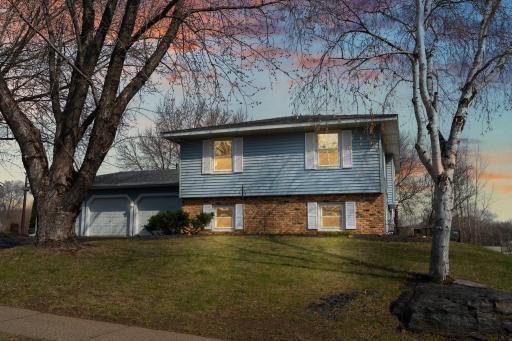 1-web-or-mls-17043 Frazer Path-2 copy.jpg