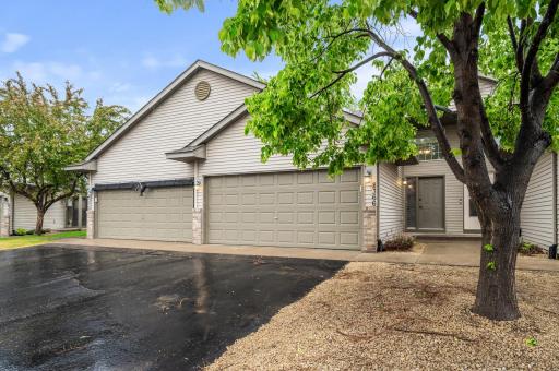 8366 Parkview Avenue NE, Elk River, MN 55330