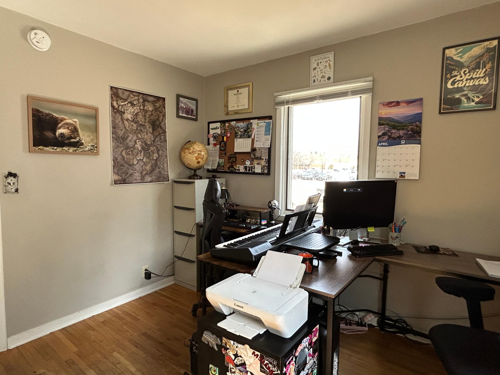 Bedroom 2.JPG