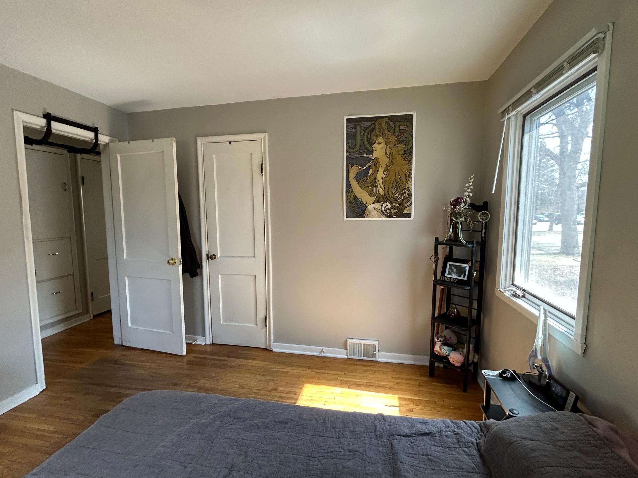 Bedroom 1.JPG