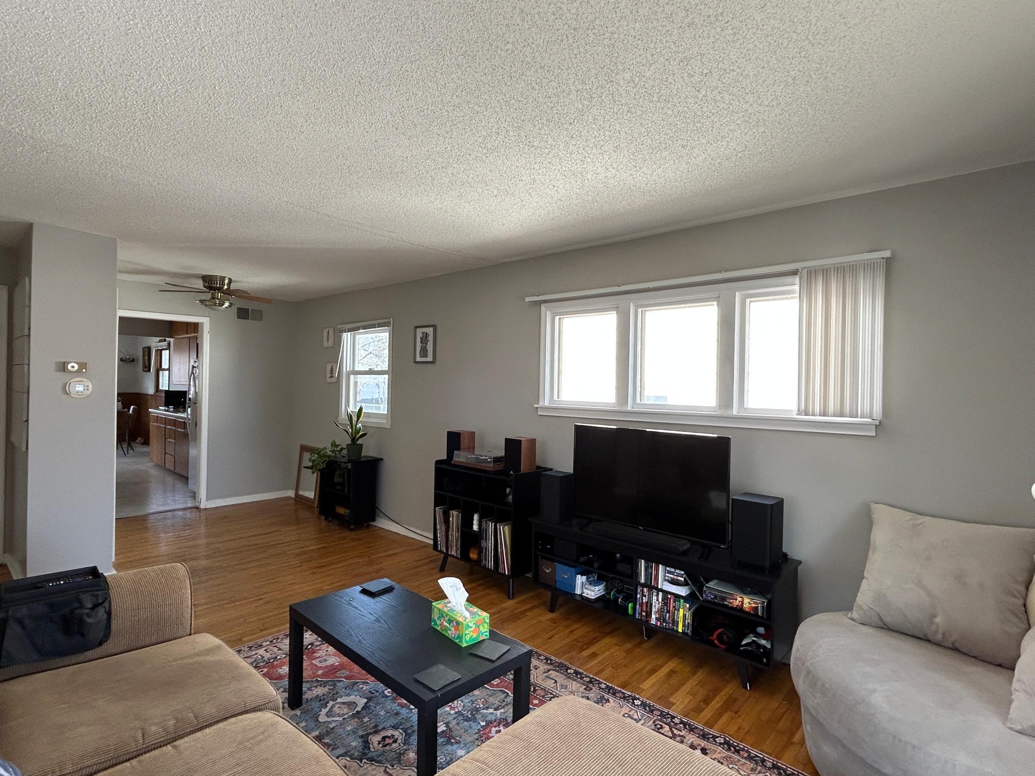 Living Room.JPG