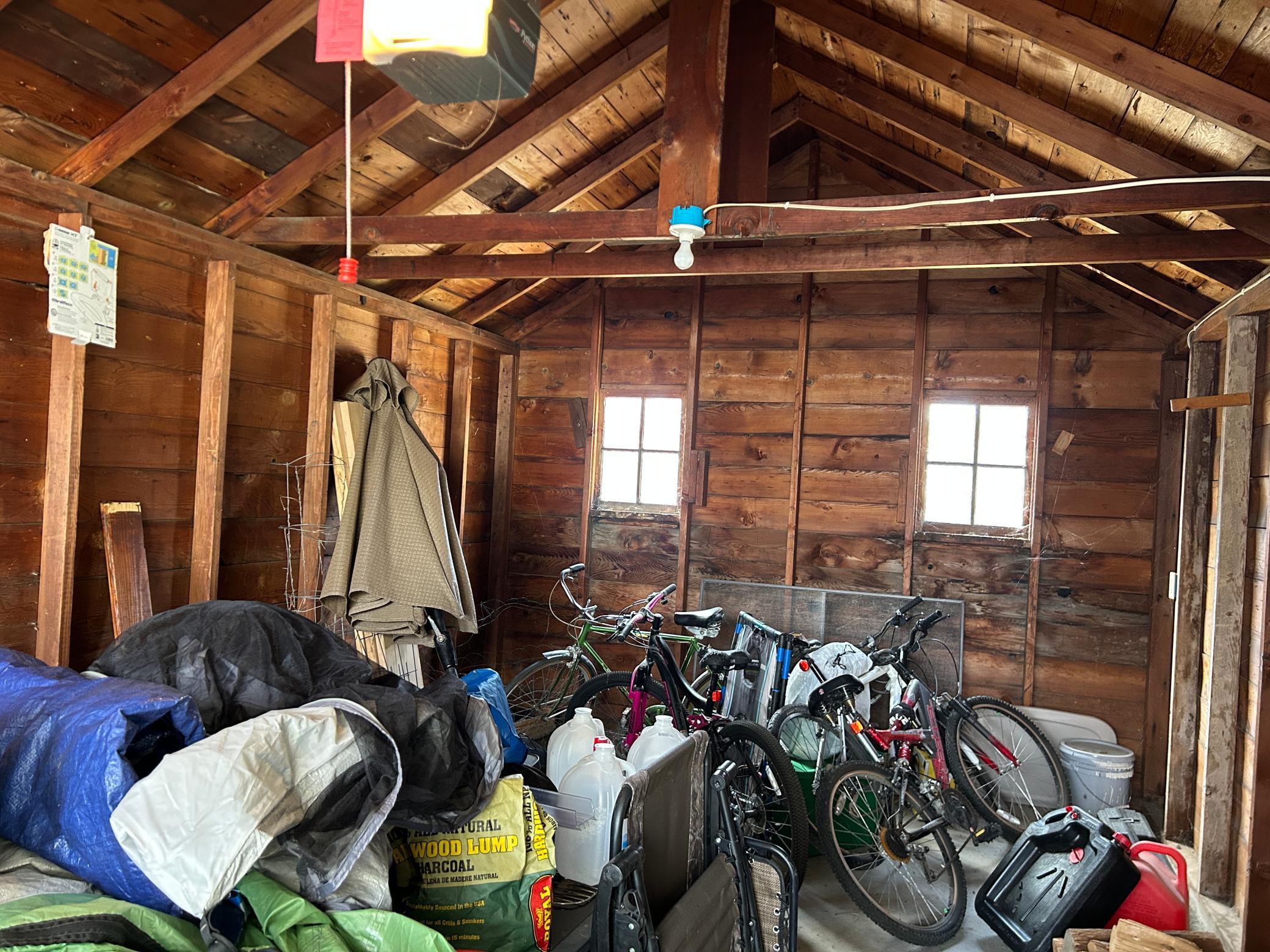 Detached Garage.JPG