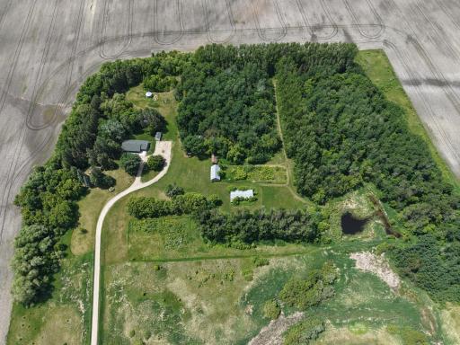 Photo for 22701 State Highway 89, Roseau, MN 56751 - Listing #6705735 dji_fly_20250614_140032_0023_1750251005416_photo.jpeg