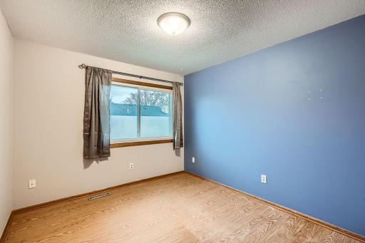 8414 Yates Avenue N, Minneapolis, MN 55443