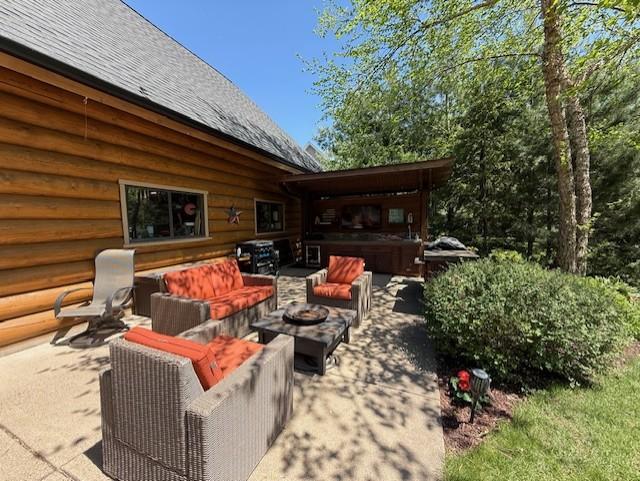 You'll find yourself enjoying the spectacular river views from here.
