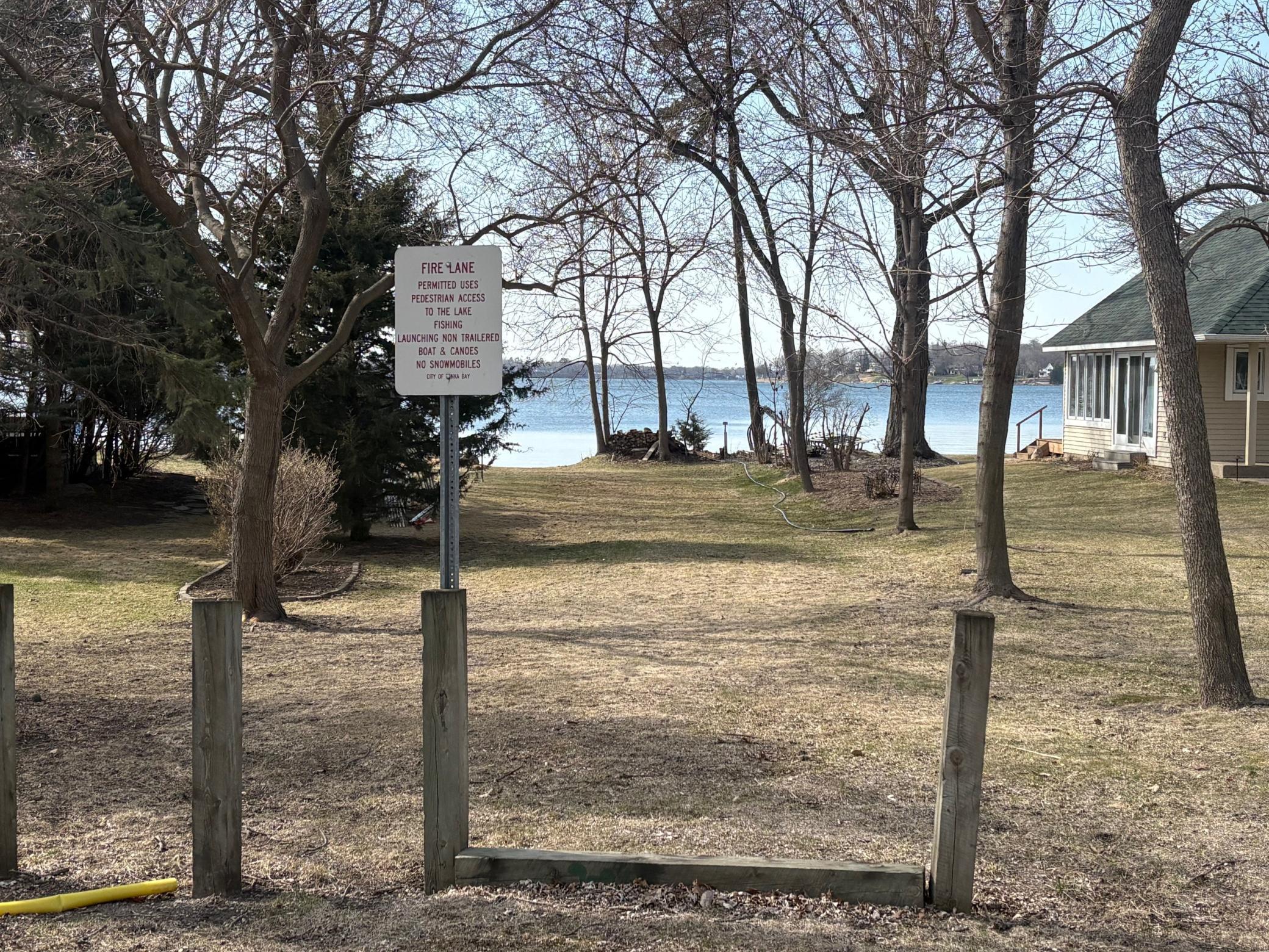 Lake access across the street to fish or drop in a canoe or paddle board.