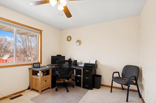 10176 Pleasure Creek Parkway W, Minneapolis, MN 55434