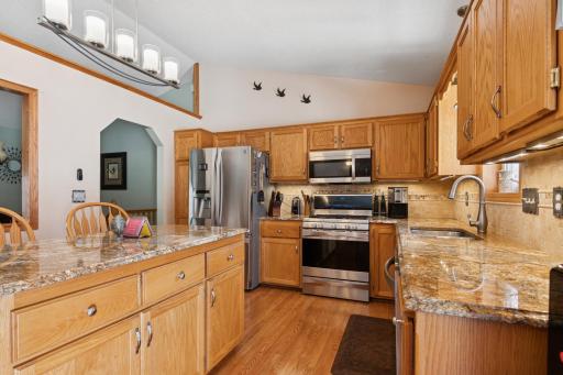 10176 Pleasure Creek Parkway W, Minneapolis, MN 55434
