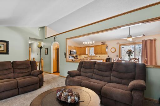 10176 Pleasure Creek Parkway W, Minneapolis, MN 55434