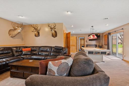 10176 Pleasure Creek Parkway W, Minneapolis, MN 55434