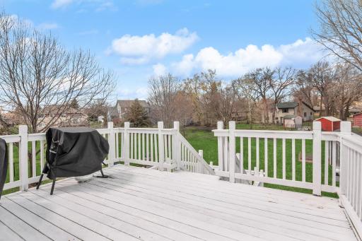 10176 Pleasure Creek Parkway W, Minneapolis, MN 55434