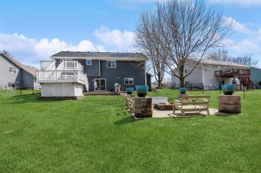 10176 Pleasure Creek Parkway W, Minneapolis, MN 55434