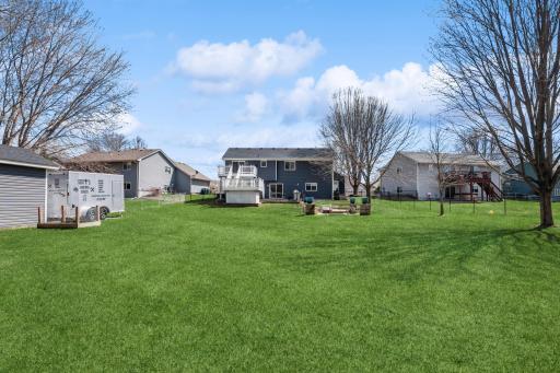10176 Pleasure Creek Parkway W, Minneapolis, MN 55434