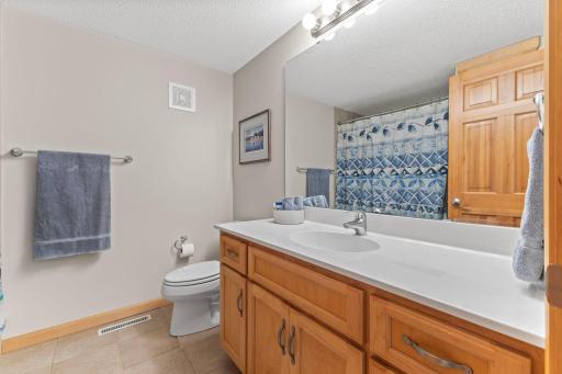 Full bathroom just outside the second bedroom