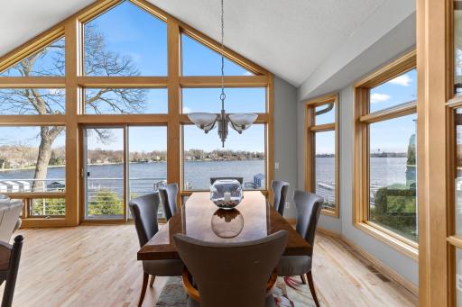 Panoramic views of Lake Minnetonka while you enjoy your meals