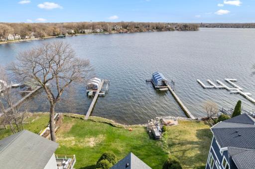 The water depth in West Arm Bay reaches a maximum depth of 32 feet