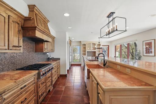 30 Willow Woods Drive, Excelsior, MN 55331