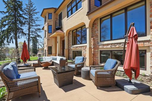30 Willow Woods Drive, Excelsior, MN 55331