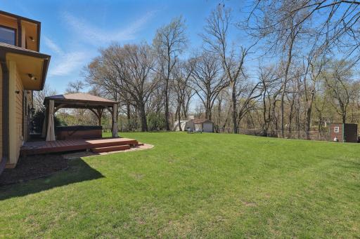 30 Willow Woods Drive, Excelsior, MN 55331