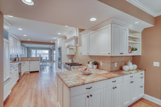 2765 Casco Point Rd 009.jpg