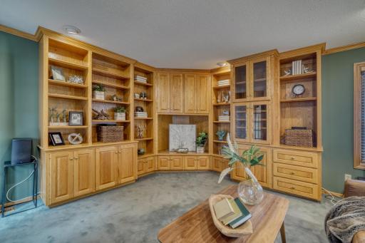 2765 Casco Point Rd 005.jpg