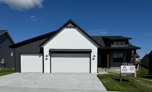 1824 Brandt Drive NE, Byron, MN 55920