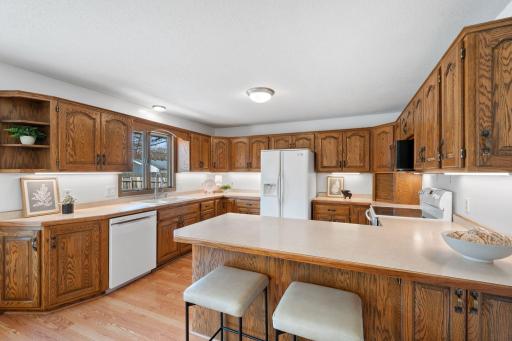 6041 Rhode Island Avenue N, Minneapolis, MN 55428