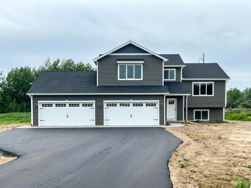 4664 9th Street NE, Saint Cloud, MN 56304