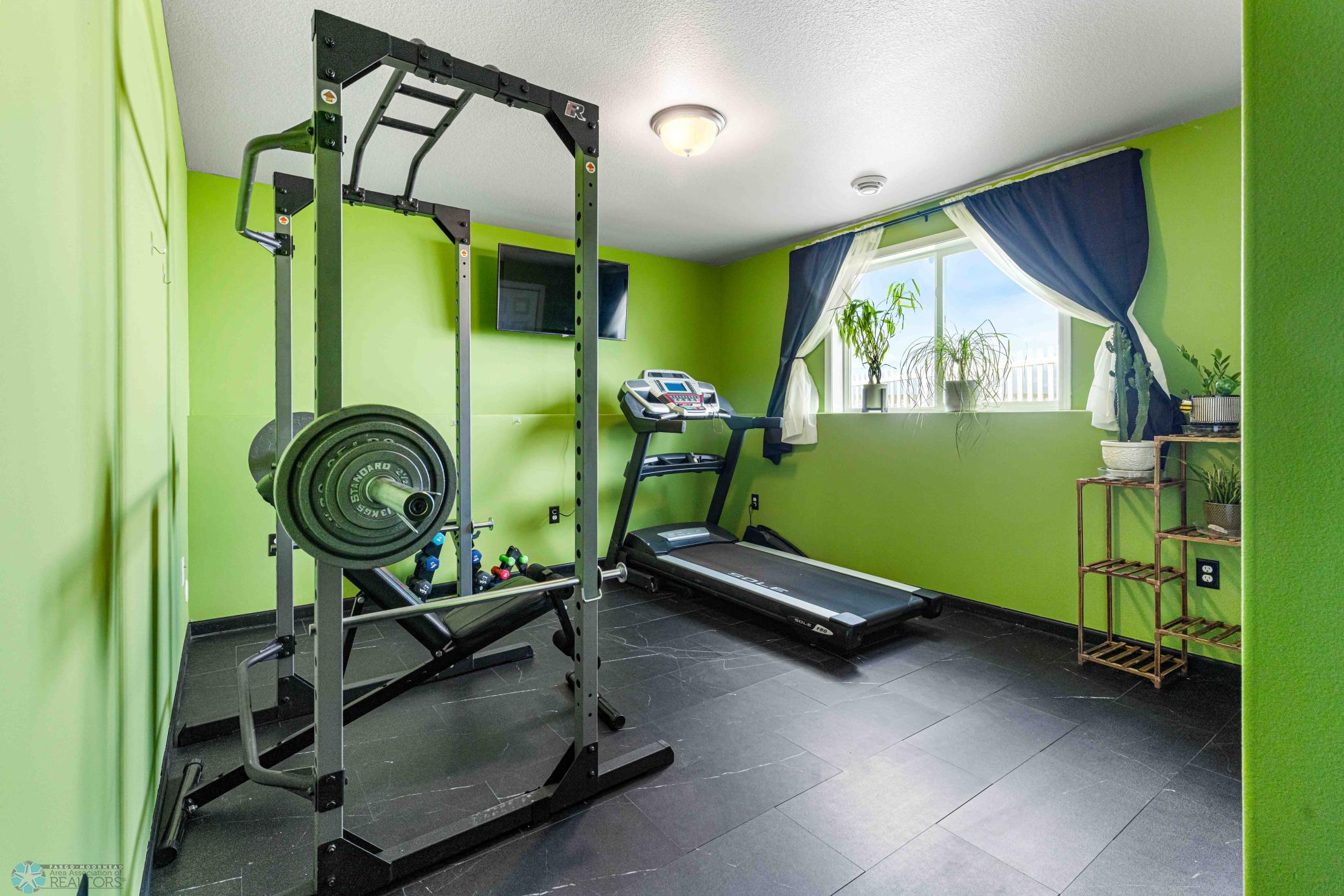 Downstairs Bedroom.jpg