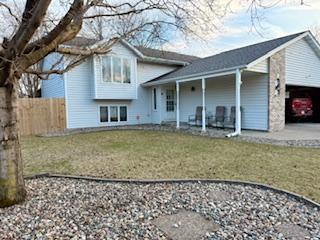 1415 Trailwood Lane SW, Faribault, MN 55021