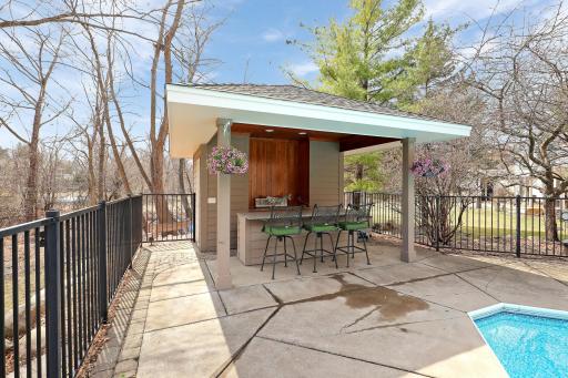 18125 Jannevar Court, Lakeville, MN 55044