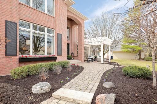 18125 Jannevar Court, Lakeville, MN 55044