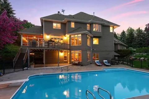 18125 Jannevar Court, Lakeville, MN 55044