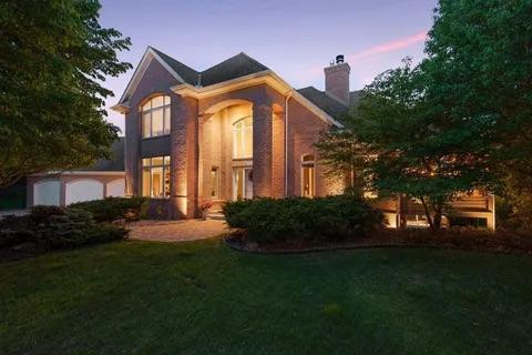 18125 Jannevar Court, Lakeville, MN 55044