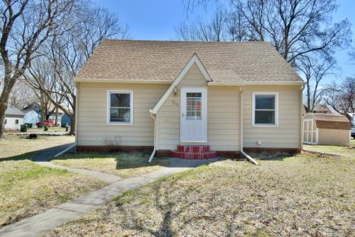 585 Adams Street SE, Hutchinson, MN 55350