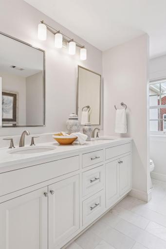 2778 Dean Parkway, Minneapolis, MN 55416
