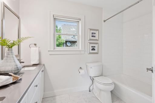 2778 Dean Parkway, Minneapolis, MN 55416