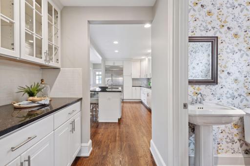 2778 Dean Parkway, Minneapolis, MN 55416