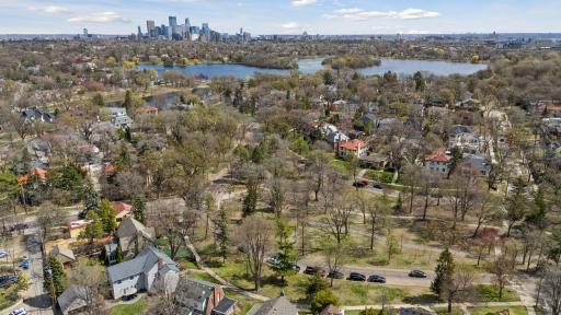 2778 Dean Parkway, Minneapolis, MN 55416