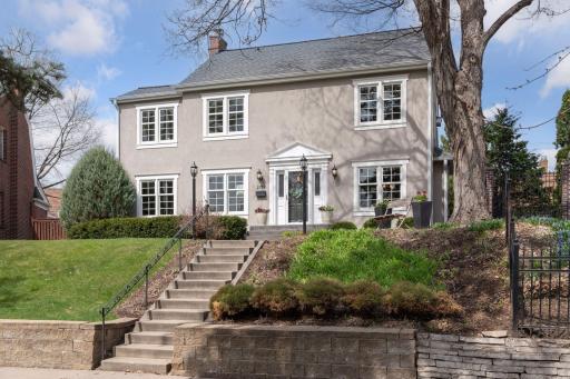 2778 Dean Parkway, Minneapolis, MN 55416