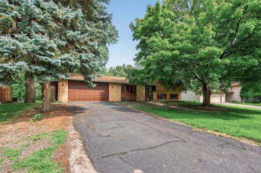 3416 75th Avenue N, Brooklyn Park, MN 55443