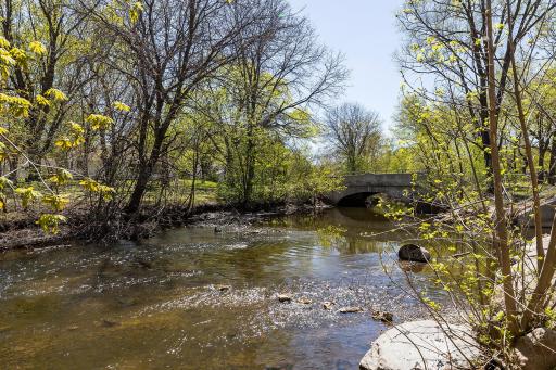 Unbeatable location - walk to local shops, cafes, and restaurants, or bike to Minnehaha Falls, Lake Nokomis, and more.