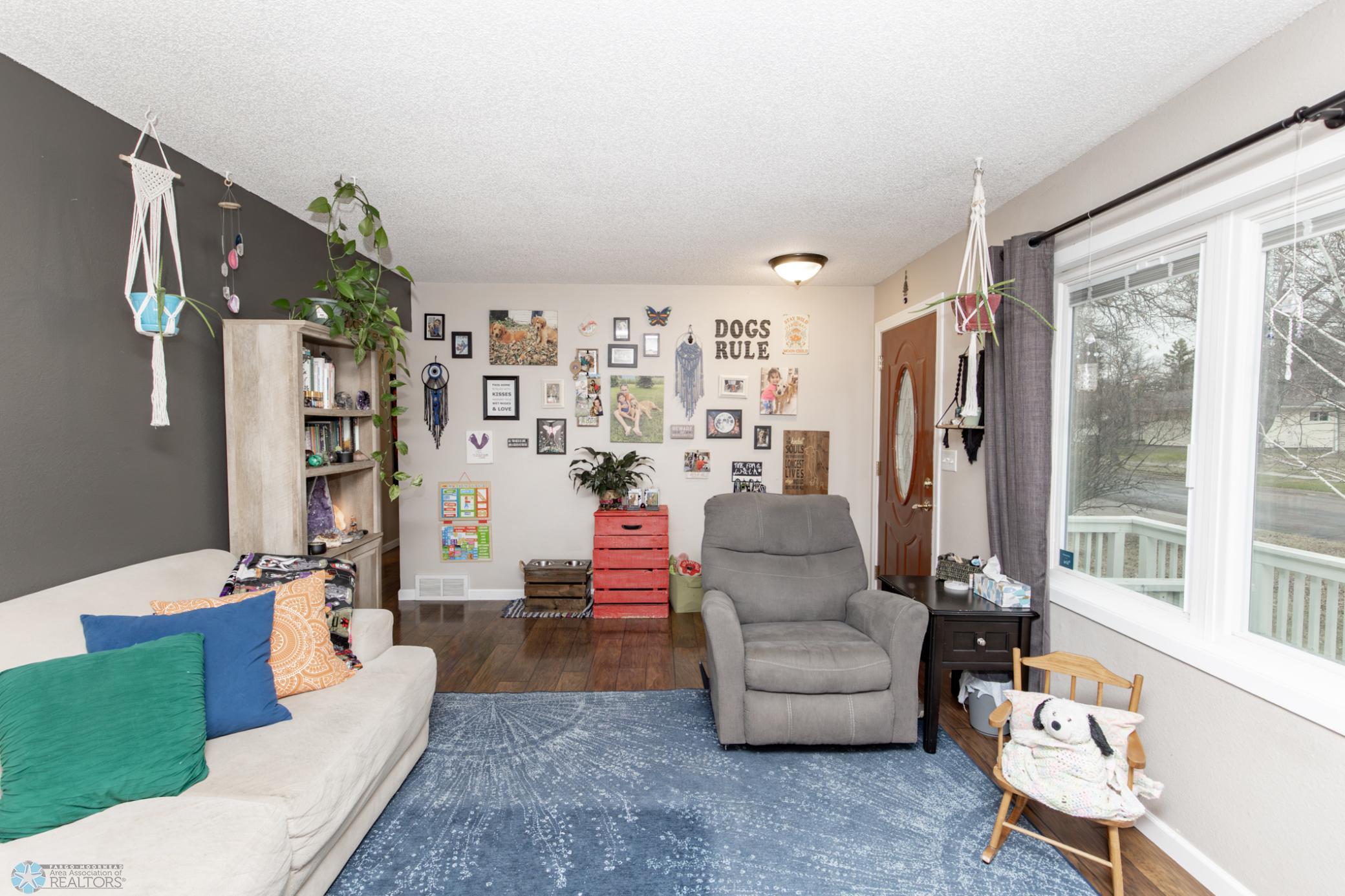 Living Room - Main