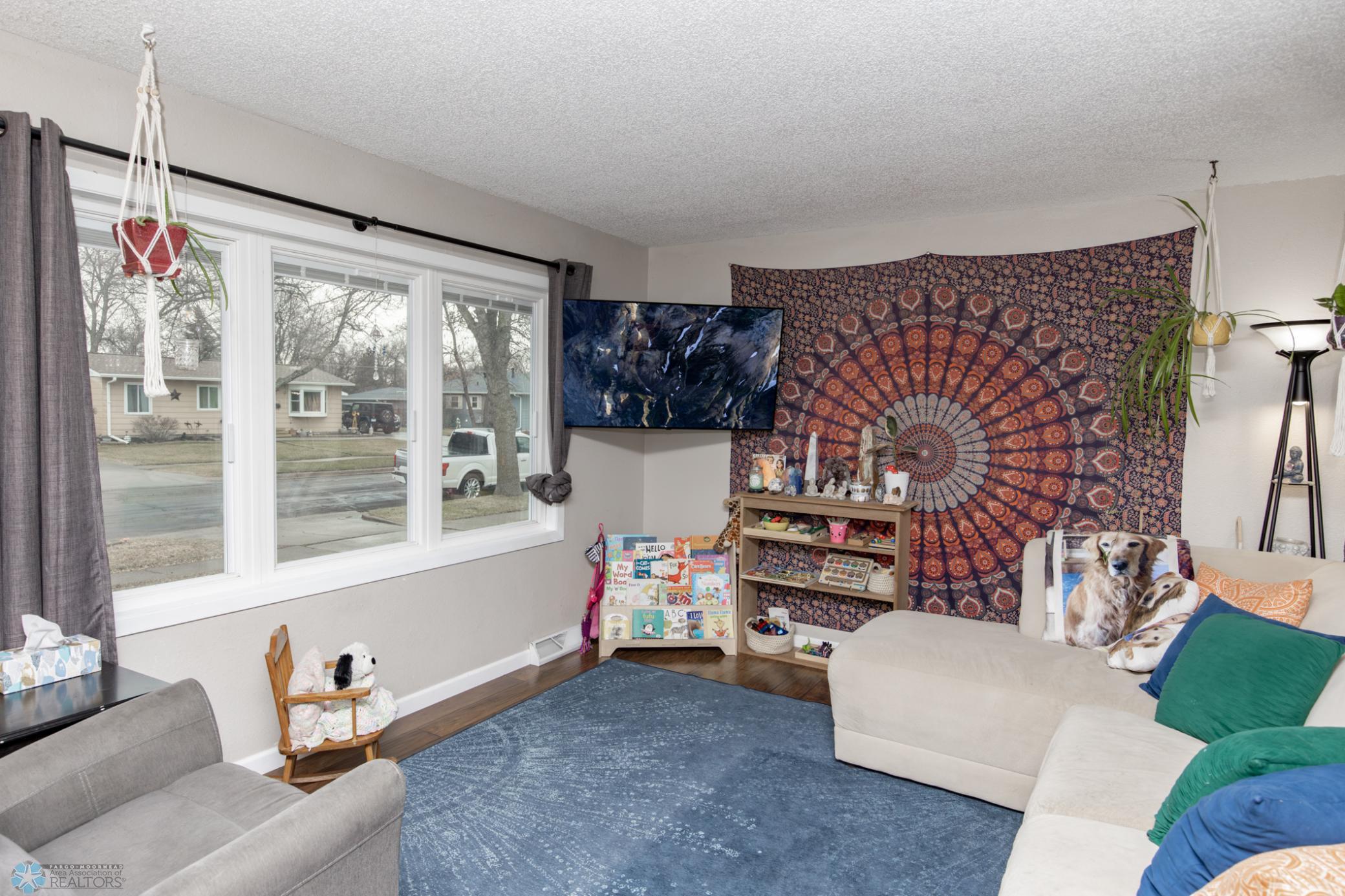 Living Room - Main