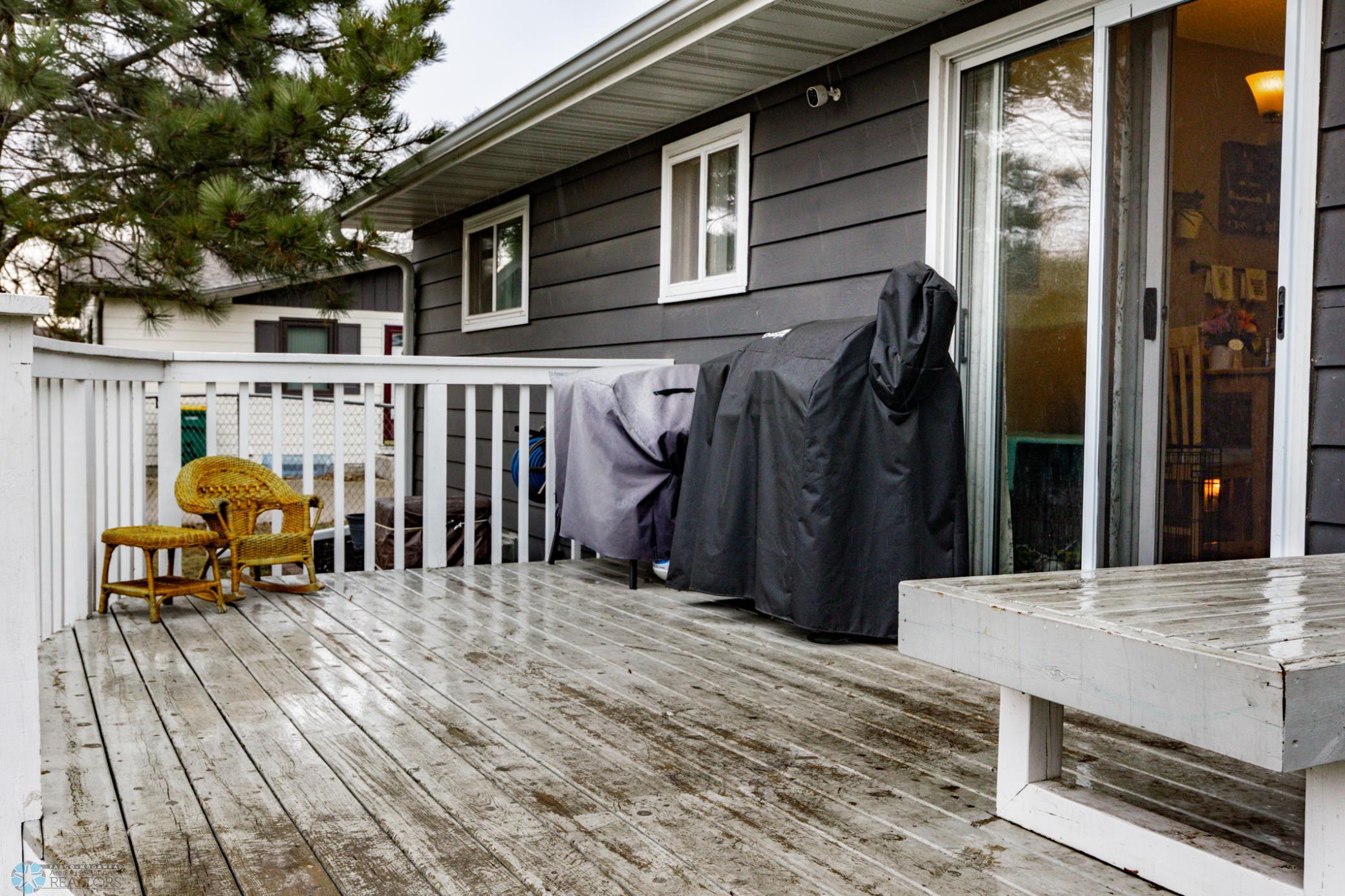 Backyard Entrance/Deck