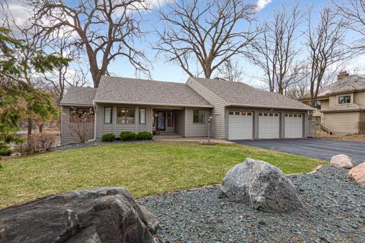 8728 Walton Pond Circle, Bloomington, MN 55438