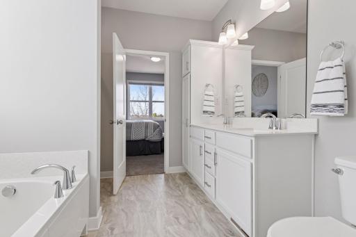 606 Blue Heron Circle, Jordan, MN 55352