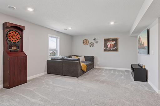 606 Blue Heron Circle, Jordan, MN 55352